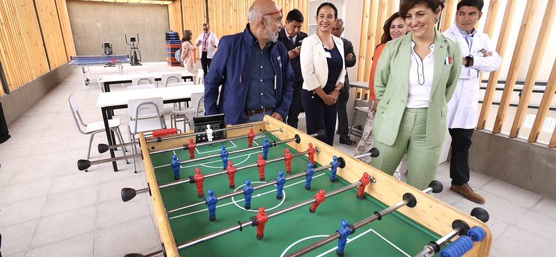 Construcción de la unidad de hospitalización de cuidados intensivos psiquiátricos infanto adolescente