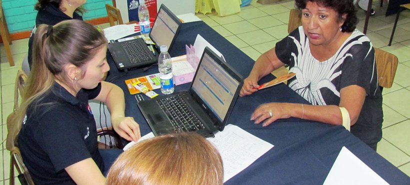 Usuarios de centro de salud ambiental de Arica cuentan ahora con dentista, matrona y kinesiólogo Usuarios de centro de salud ambiental de Arica cuentan ahora con dentista, matrona y kinesiólogo