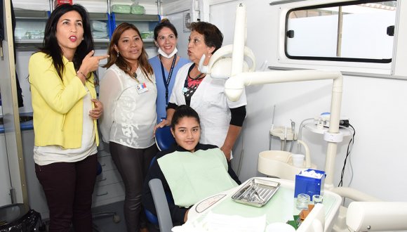 Servicio de Salud Arica ejecuta programa dental para jóvenes de tercero y cuarto medio Servicio de Salud Arica ejecuta programa dental para jóvenes de tercero y cuarto medio