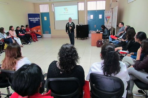 Arica: Ministerio de Salud y ACCIONGAY realizaron taller sobre diversidad sexual y VIH