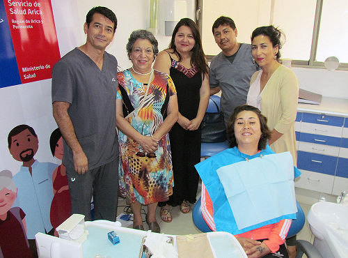 Cerca de 800 mujeres de Arica y Parinacota acceden a programa dental Más Sonrisas para Chile