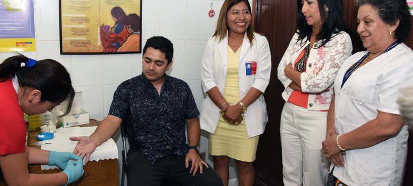 Arica: Comenzó el piloto de test rápido de VIH en centros de salud familiar