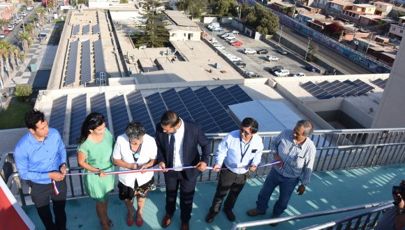 Hospital de Arica se sumó al uso de energías renovables con paneles fotovoltaicos