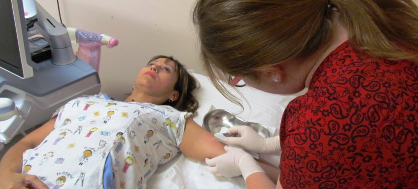 Servicio de Salud Arica y Hospital Regional lanzan campaña de salud dirigida a funcionarias