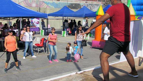 Arica: Personal del servicio de salud y hospital participó en feria familiar “Viviendo la prevención” Arica: Personal del servicio de salud y hospital participó en feria familiar “Viviendo la prevención”