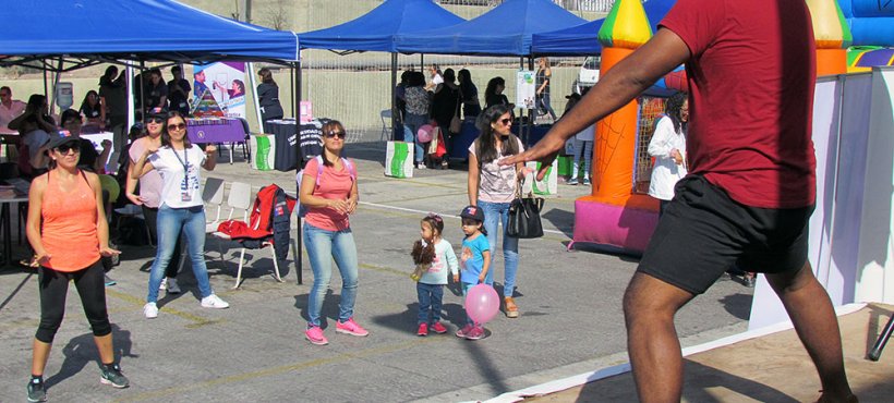 Arica: Personal del servicio de salud y hospital participó en feria familiar “Viviendo la prevención”