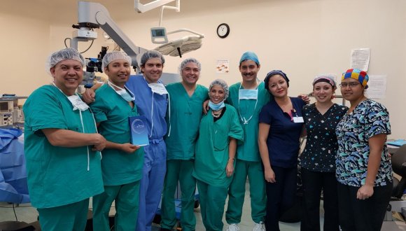 Equipo de oftalmologÃa de Hospital de Arica realiza inédita cirugÃa Equipo de oftalmologÃa de Hospital de Arica realiza inédita cirugÃa