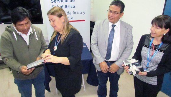 Servicio de Salud Arica entrega 15.500 pastilleros y 1.400 kits térmicos para usuarios de centros de atención primaria Servicio de Salud Arica entrega 15.500 pastilleros y 1.400 kits térmicos para usuarios de centros de atención primaria