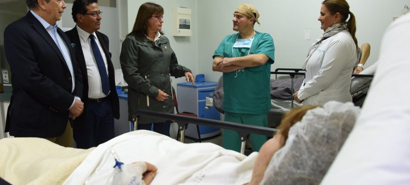 Hospital de Arica avanza en reducción de listas de espera con operativo de neurología, geriatría y cirugía vascular