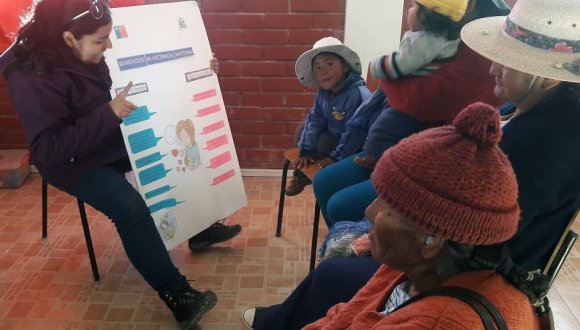 Equipo de la posta rural de Visviri celebró con charlas la semana mundial de la lactancia materna