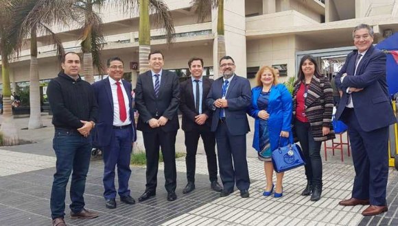 Director nacional de Fonasa valoró positivamente trabajo de reducción de listas de espera e interculturalidad en Hospital de Arica