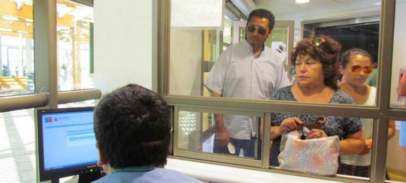 Nuevo sistema de acceso a visitas debutó en Hospital de Arica