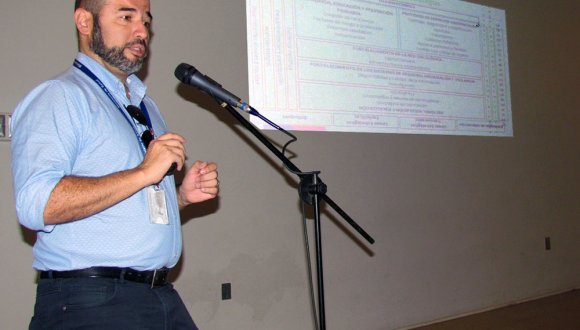 Arica: Equipos de salud y dirigentes sociales se informaron sobre Plan Nacional de Cáncer Arica: Equipos de salud y dirigentes sociales se informaron sobre Plan Nacional de Cáncer