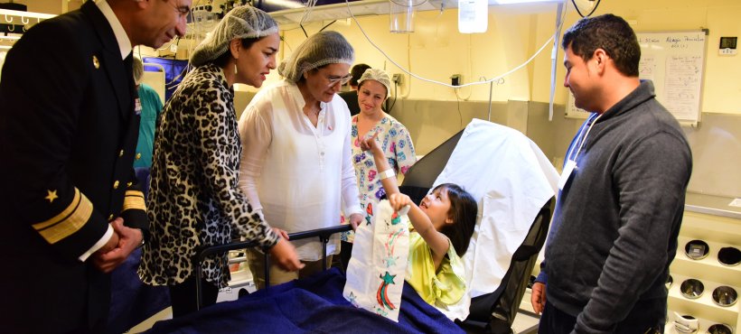 En el Buque Sargento Aldea se desarrolla operativo médico del Hospital Regional de Arica