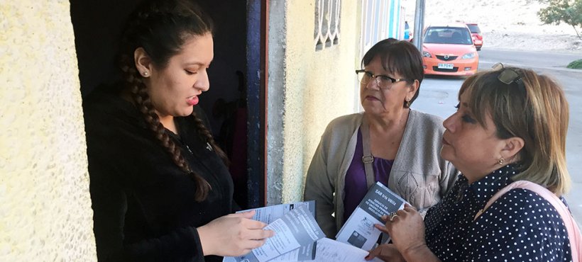 Arica: Vecinos realizaron puerta a puerta para informar sobre el nuevo SAR Iris Véliz