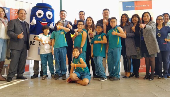 Arica: Con primeros niños partió campaña de vacunación contra el Virus Papiloma Humano