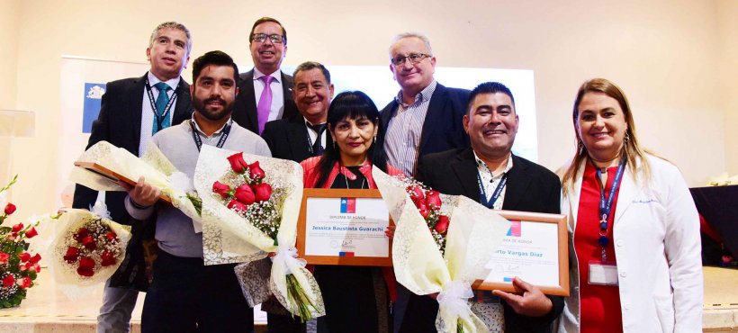 Servicio de Salud Arica celebró 39 años con reconocimiento a funcionarios por años de servicio
