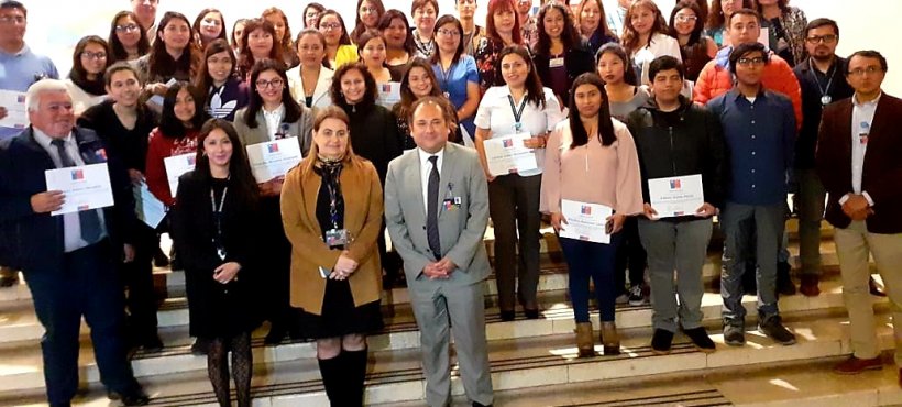 Bienestar del Servicio de Salud Arica entregó 46 becas de excelencia académica a sus afiliados