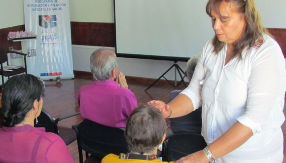 Servicio de Salud Arica conmemoró el Día de los Derechos Humanos con personas usuarias del PRAIS