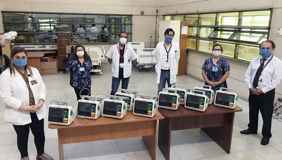 Servicio de Salud Arica entregó nuevos desfibriladores al hospital regional para el plan de acción covid-19