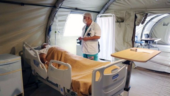 Comenzaron hospitalizaciones en puesto médico del Ejército instalado en el Hospital de Arica