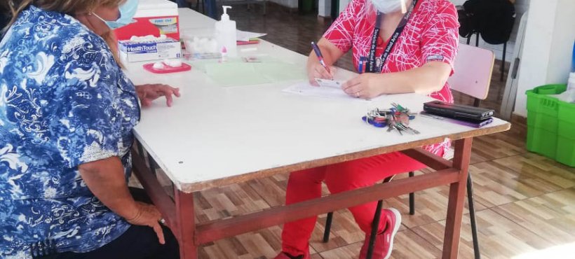 Servicio de Salud Arica conmemoró Día Mundial de la Lucha Contra el Sida con toma de test rápido en terreno Servicio de Salud Arica conmemoró Día Mundial de la Lucha Contra el Sida con toma de test rápido en terreno