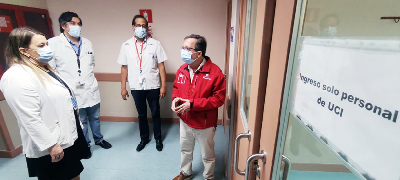 Intendente confirmó en terreno aumento de camas críticas del Hospital de Arica para pacientes covid-19 Intendente confirmó en terreno aumento de camas críticas del Hospital de Arica para pacientes covid-19