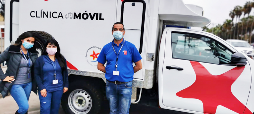 Servicio de Salud Arica y clínica móvil de Levantemos Chile vacunaron a más de 7 mil personas Servicio de Salud Arica y clínica móvil de Levantemos Chile vacunaron a más de 7 mil personas