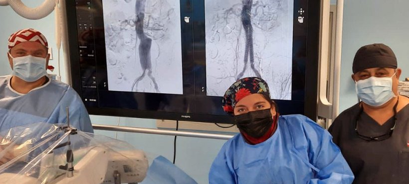 Realizan cirugía de endoprótesis aórtica en sala de hemodinamia del Hospital de Arica Realizan cirugía de endoprótesis aórtica en sala de hemodinamia del Hospital de Arica