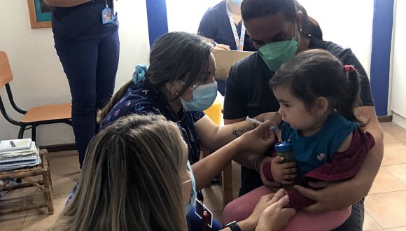 Servicio de Salud Arica realiza vacunación contra la influenza en jardines infantiles privados Servicio de Salud Arica realiza vacunación contra la influenza en jardines infantiles privados