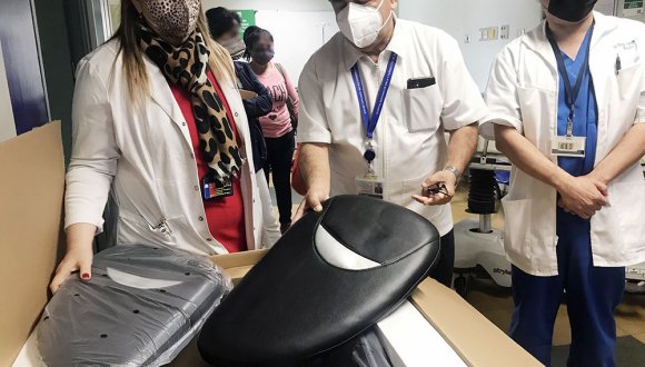 FENATS gestionó donación de sillones para pausas saludables de personal crÃtico del Hospital de Arica FENATS gestionó donación de sillones para pausas saludables de personal crÃtico del Hospital de Arica