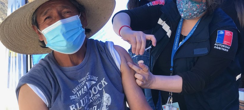 Putre: Servicio de Salud, SEREMI y municipio realizaron actividad de refuerzo de vacunación covid e influenza