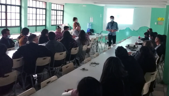 Servicio de Salud Arica realiza charlas de prevención del suicidio en comunidades educativas