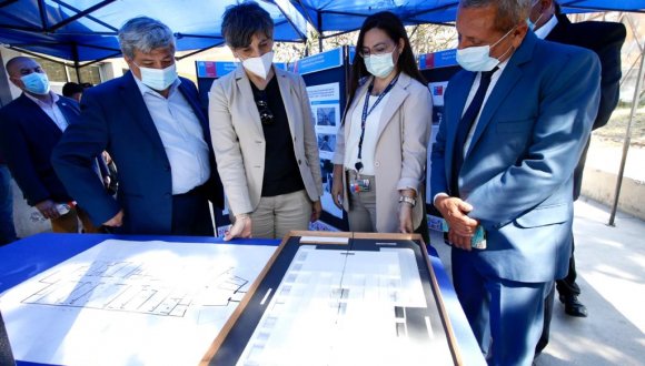Ministra de Salud visitó operativo médico e inicio de obras para salud mental en Hospital de Arica