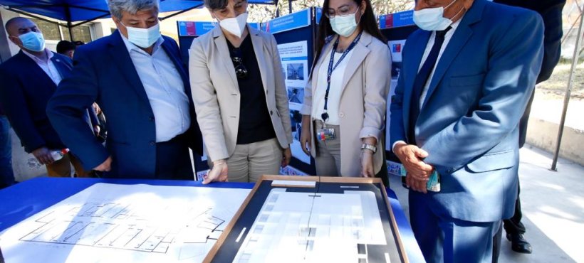 Ministra de Salud visitó operativo médico e inicio de obras para salud mental en Hospital de Arica
