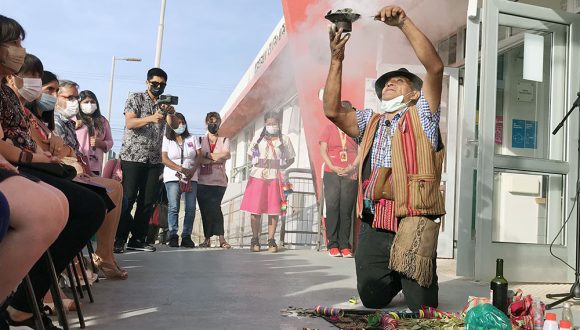 Arica: Red asistencial de salud celebró Martes Ch’alla en el CESFAM Rosa Vascopé