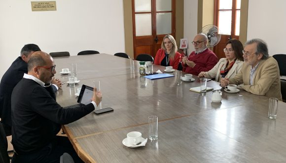Subsecretario de Redes Asistenciales se reúne con autoridades locales de la Región de Arica y Parinacota