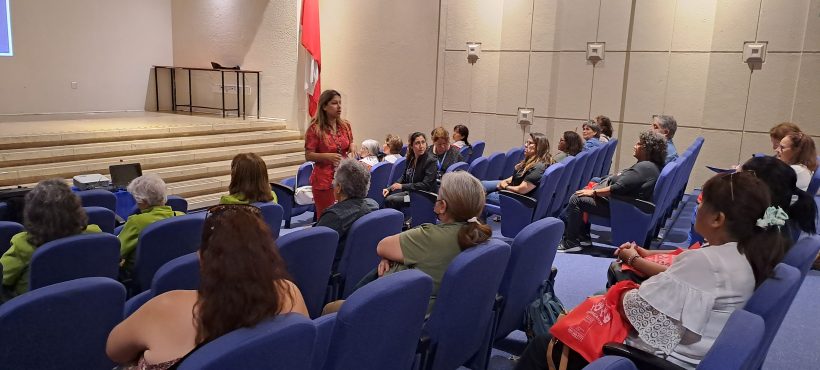 Servicio de Salud Arica y Parinacota realizó conversatorio sobre cáncer ginecológico