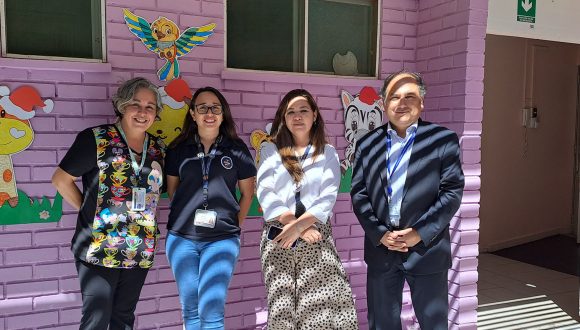 Dirigenta gremial realizó recorrido a las instalaciones de la sala de cuna y jardÃn infantil Petete Hospital Dirigenta gremial realizó recorrido a las instalaciones de la sala de cuna y jardÃn infantil Petete Hospital