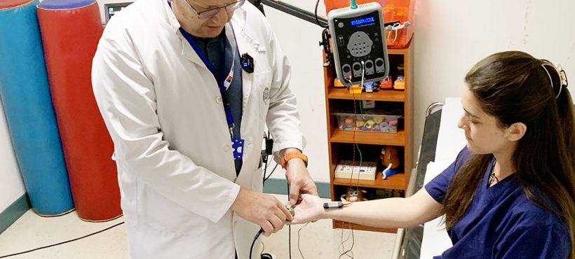 Hospital de Arica realizó operativo de consultas médicas con voluntarios Acrux y financiamiento del GORE Hospital de Arica realizó operativo de consultas médicas con voluntarios Acrux y financiamiento del GORE