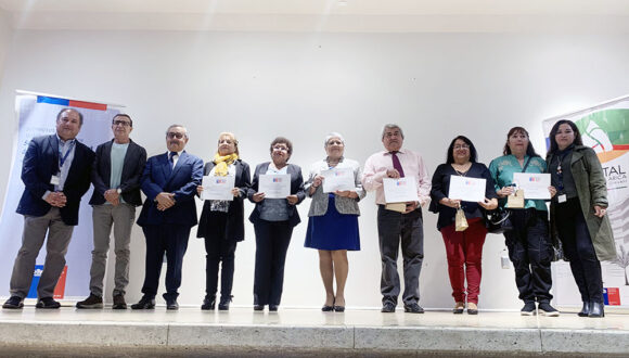 Rindieron homenaje a trabajadores de la salud que se acogieron a retiro voluntario Rindieron homenaje a trabajadores de la salud que se acogieron a retiro voluntario