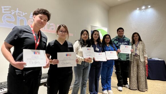Servicio de Salud Arica entregó becas de excelencia académica a sus trabajadores y cargas familiares Servicio de Salud Arica entregó becas de excelencia académica a sus trabajadores y cargas familiares