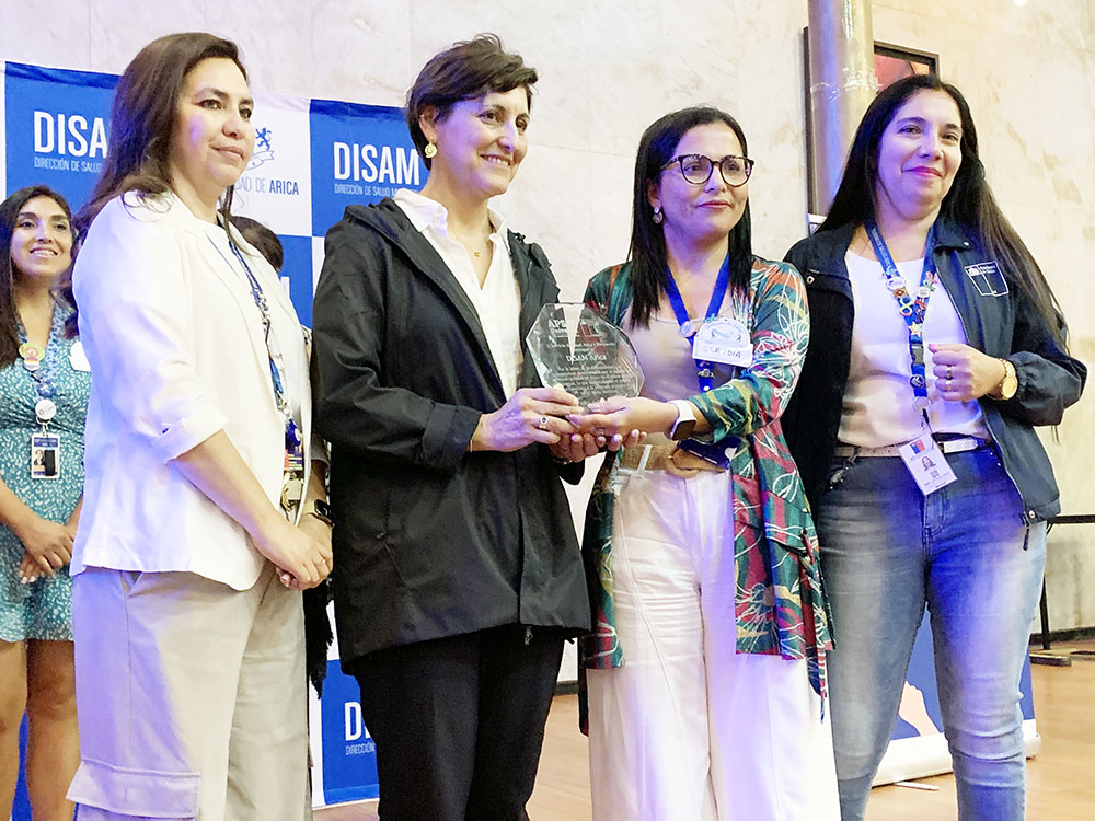 05-ministra-aps-universal-disam