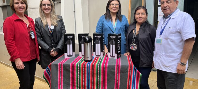 Servicio de Salud Arica entregó implementos para fortalecer atención con pertinencia cultural en el Hospital Regional Servicio de Salud Arica entregó implementos para fortalecer atención con pertinencia cultural en el Hospital Regional