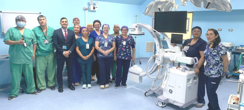Ministerio de Salud financió equipo quirúrgico para la estrategia CRR en el Hospital de Arica Ministerio de Salud financió equipo quirúrgico para la estrategia CRR en el Hospital de Arica
