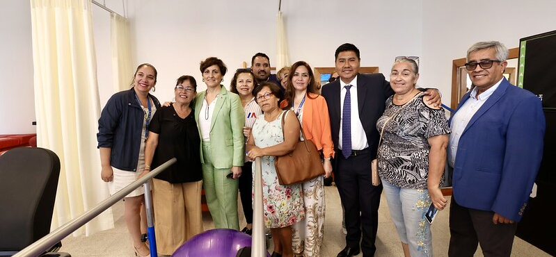 Ministra de Salud inauguró unidad infanto adolescente y nuevo edificio de centro de salud ambiental en Arica Ministra de Salud inauguró unidad infanto adolescente y nuevo edificio de centro de salud ambiental en Arica