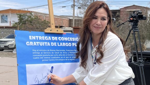 Bienes Nacionales entrega terreno para el primer Centro Oncológico de Arica