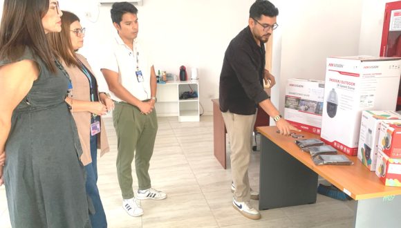 Servicio de Salud Arica y Parinacota reforzó central de televigilancia de centros de atención primaria de la comuna Servicio de Salud Arica y Parinacota reforzó central de televigilancia de centros de atención primaria de la comuna