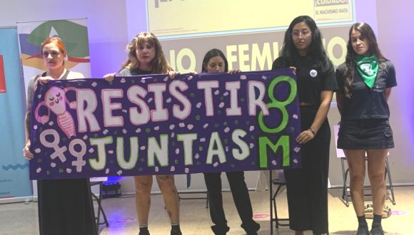 Arica: funcionarias del servicio de salud y hospital realizaron muestra artística para conmemorar el 8M