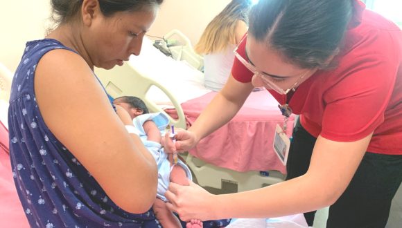 Recién nacidos y lactantes de Arica y Parinacota ya acceden al medicamento para prevenir la neumonÃa por virus sincicial Recién nacidos y lactantes de Arica y Parinacota ya acceden al medicamento para prevenir la neumonÃa por virus sincicial